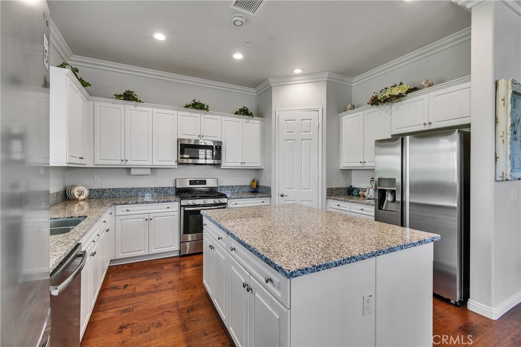 1542 Timberline Property Photo 13