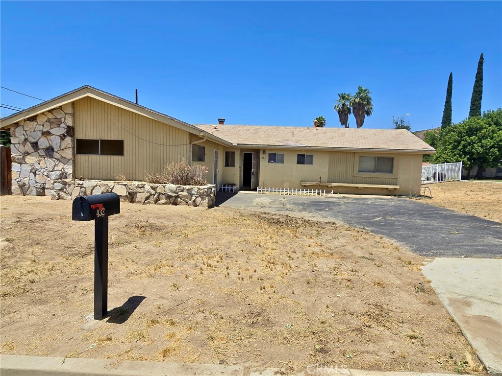 432 Pendleton Road Property Photo 1