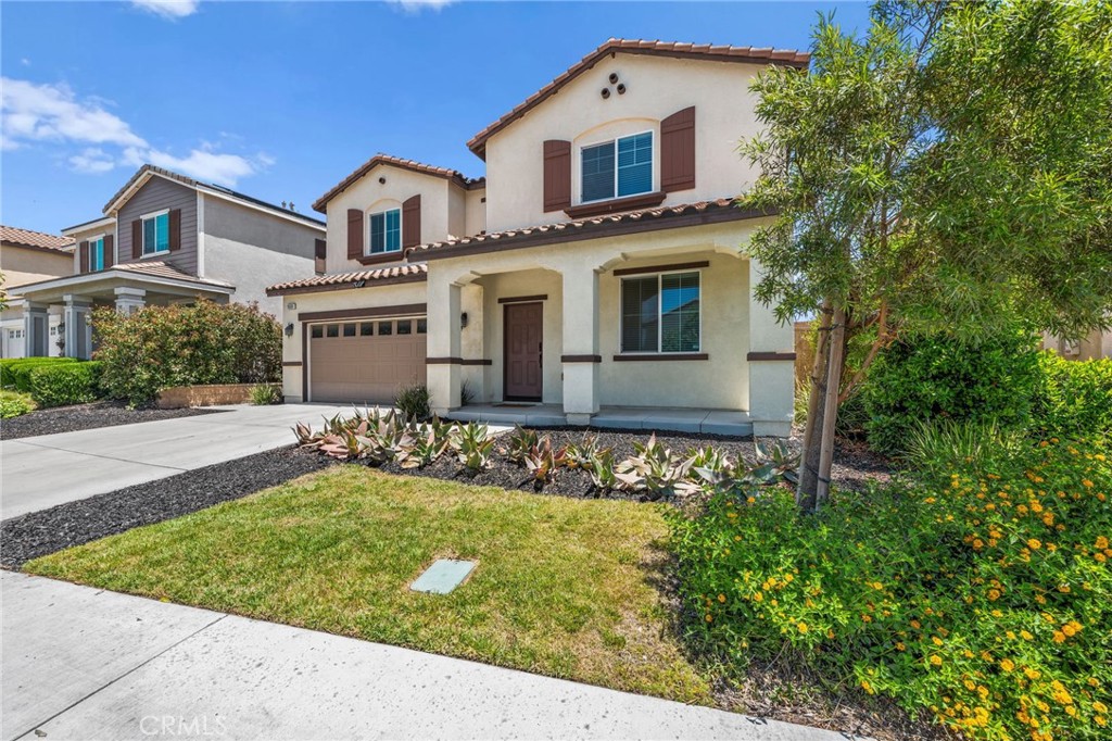 5609 Garibaldi Way Property Photo 4