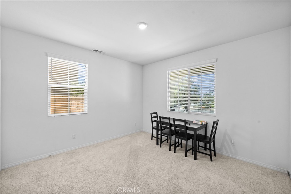 5609 Garibaldi Way Property Photo 8