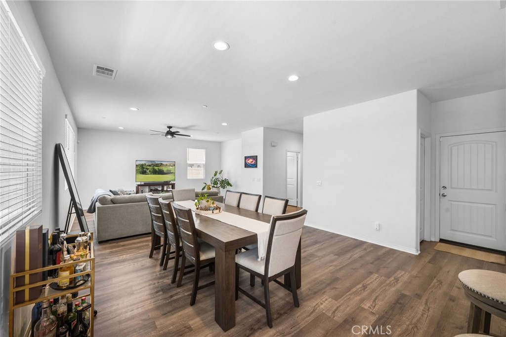 5609 Garibaldi Way Property Photo 15