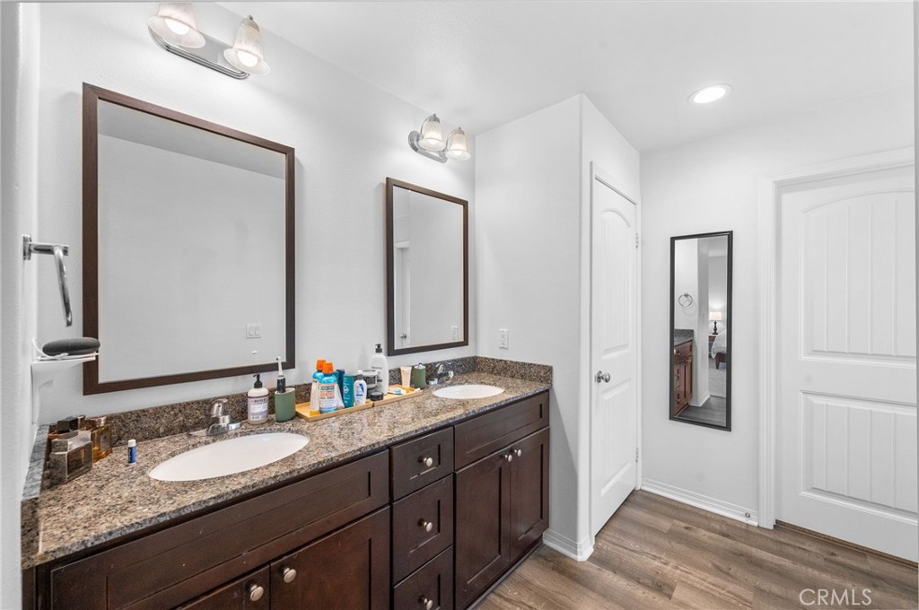 5609 Garibaldi Way Property Photo 27