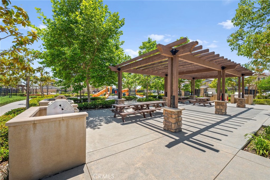 5609 Garibaldi Way Property Photo 40