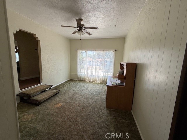 984 E Lynwood Drive Property Photo 6