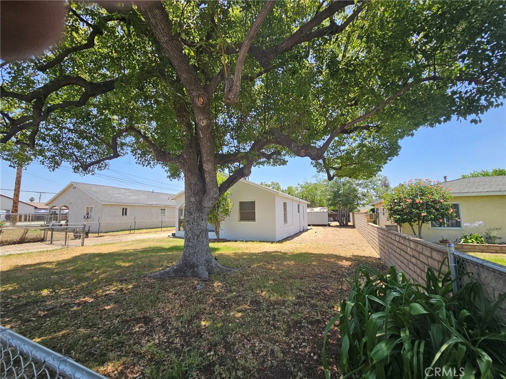 26483 9th Street Property Photo 3