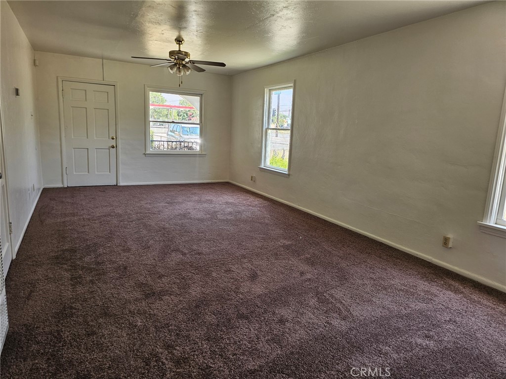 26483 9th Street Property Photo 5