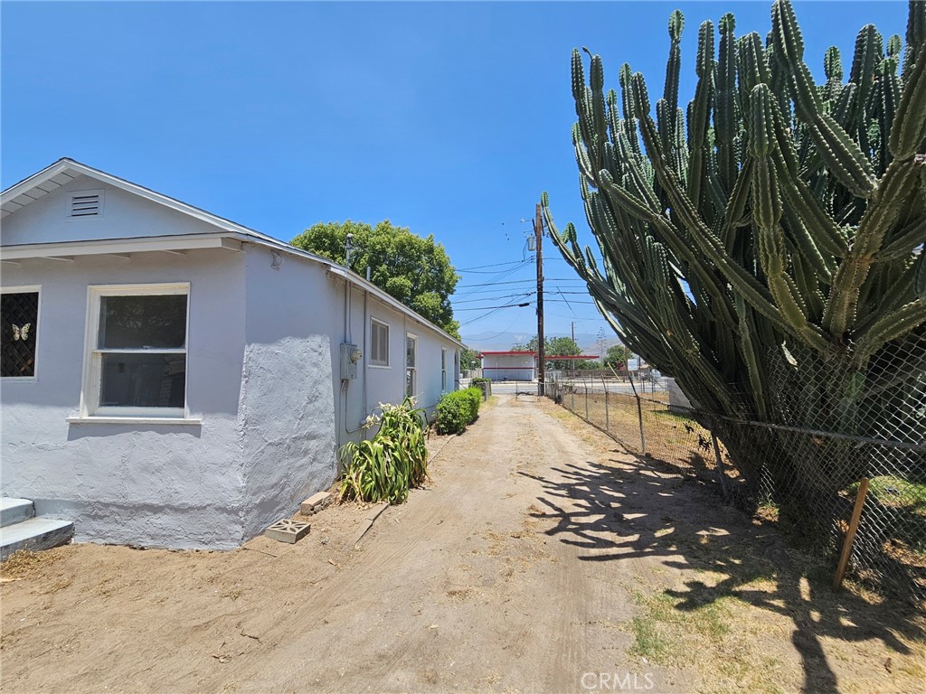 26483 9th Street Property Photo 16