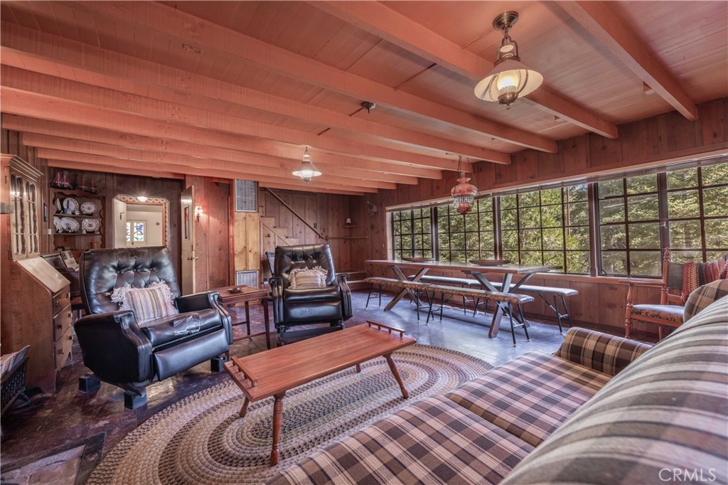32825 Deer Lick Drive Property Photo 6