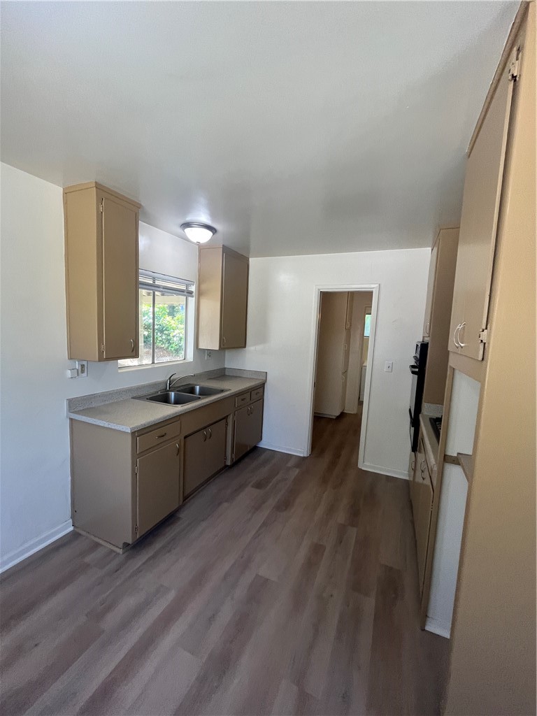 11930 Bryant Street A Property Photo 5