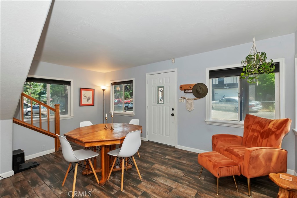 22989 Pine Lane Property Photo 8