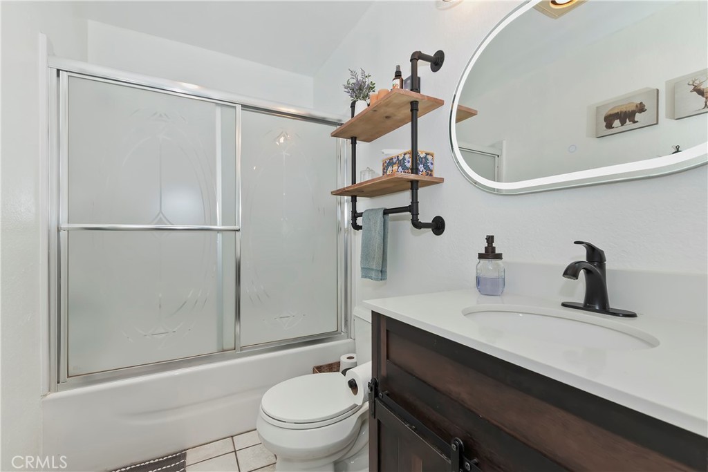 22989 Pine Lane Property Photo 15