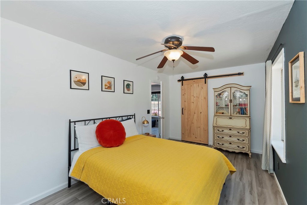 22989 Pine Lane Property Photo 21