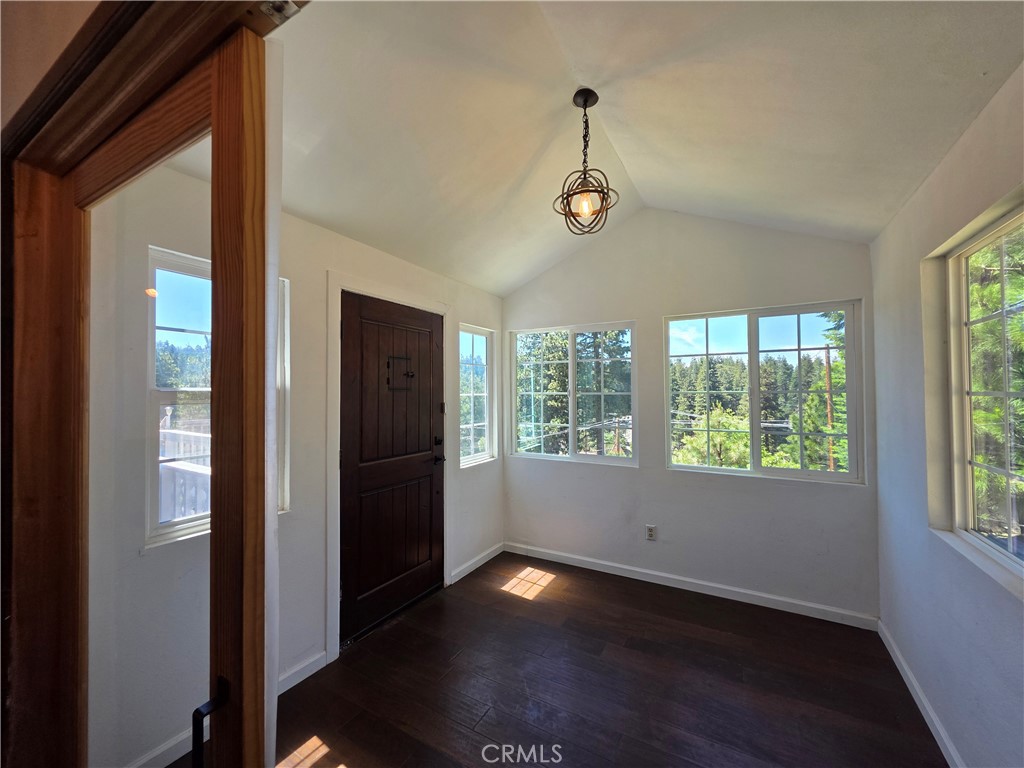 31510 Valley Ridge Drive Property Photo 7