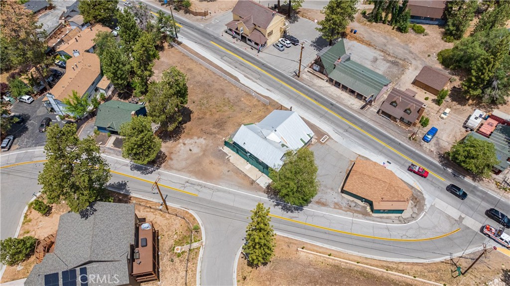 40277 Big Bear Boulevard Property Photo 8