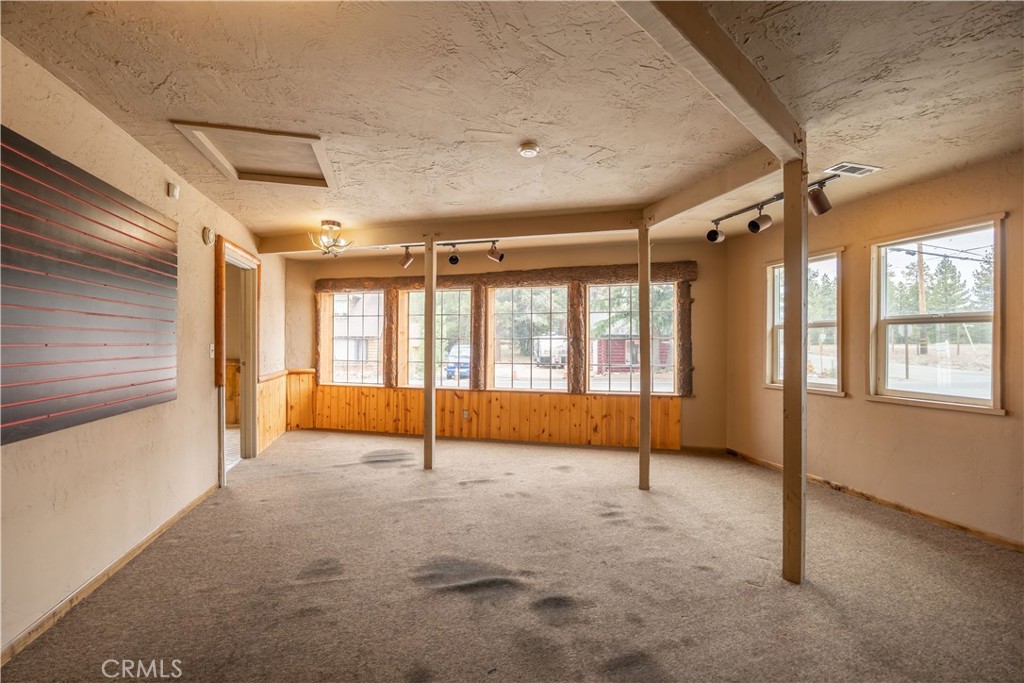 40277 Big Bear Boulevard Property Photo 13