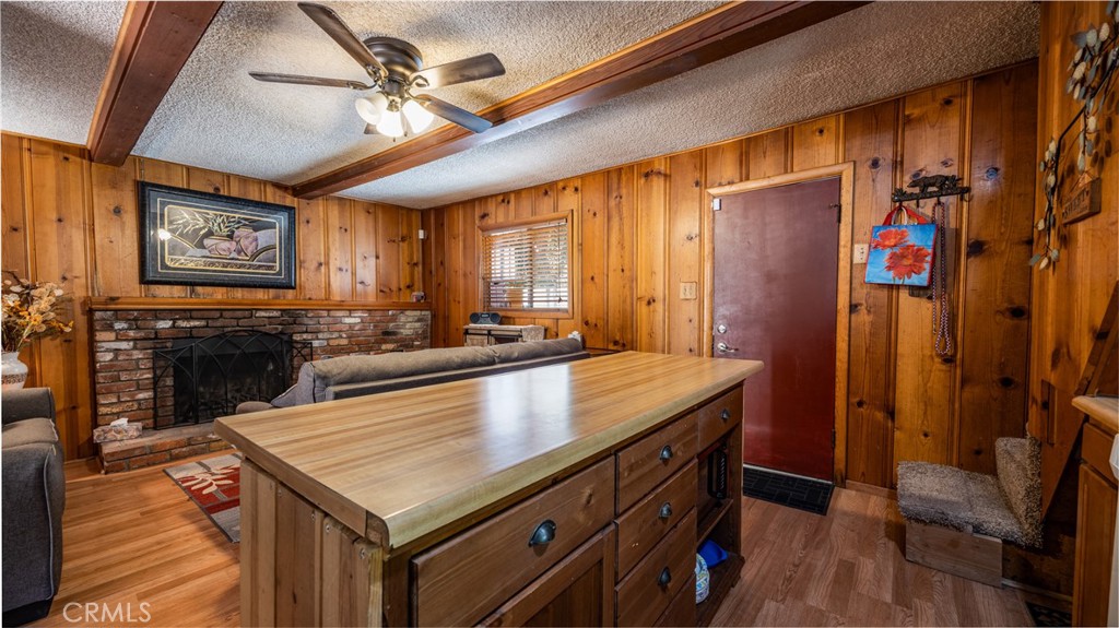 23683 Manzanita Drive Property Photo 10