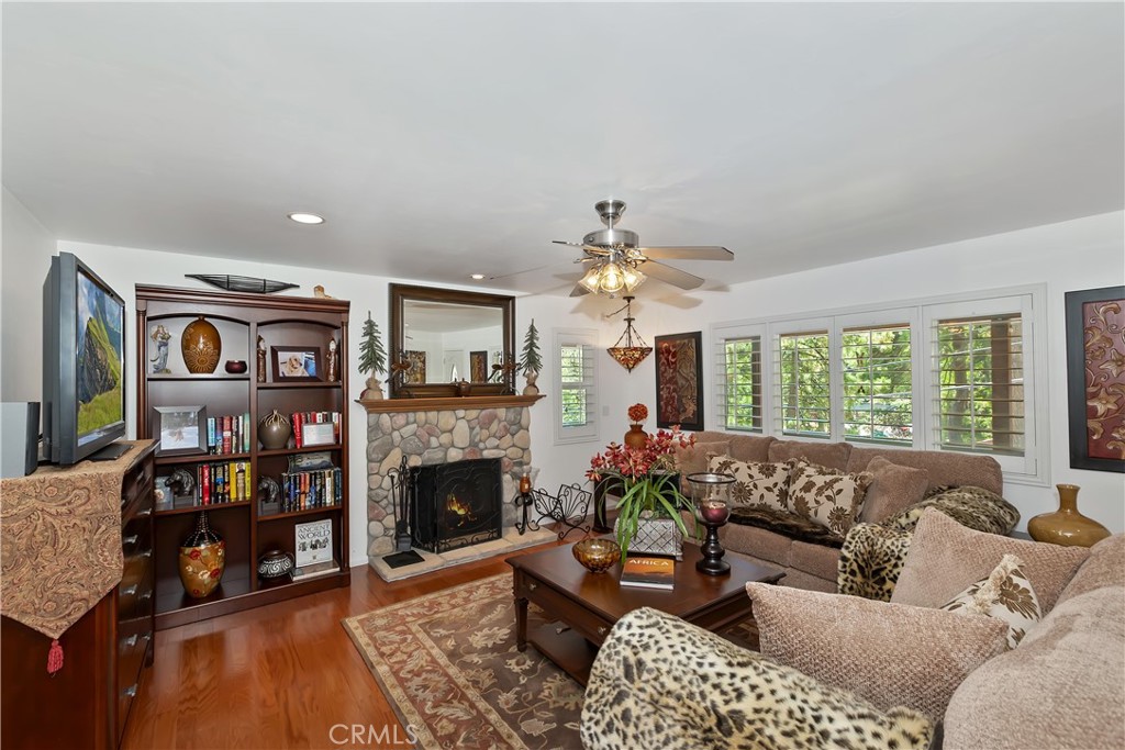31816 Silver Spruce Drive Property Photo 2