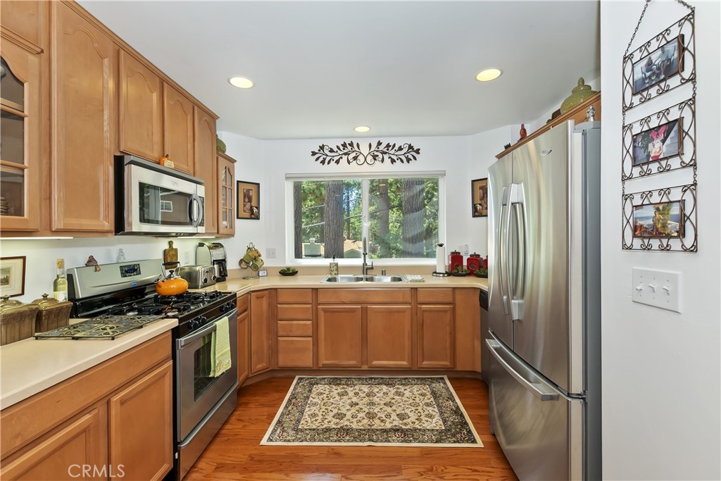 31816 Silver Spruce Drive Property Photo 4