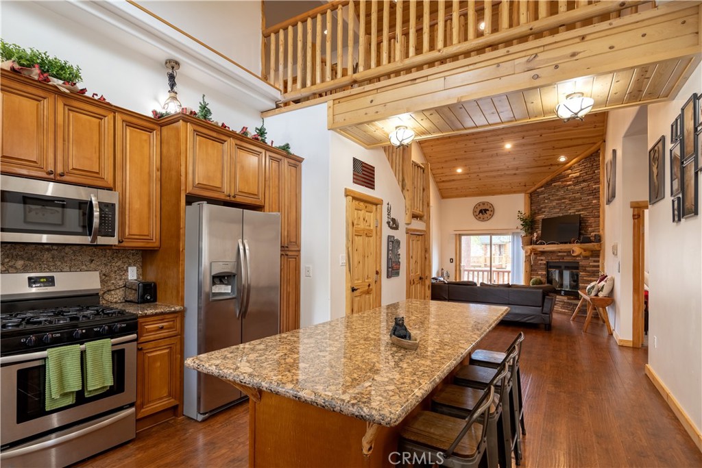 430 Division Drive Property Photo 12