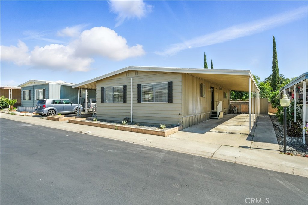 626 N Dearborn 12 Property Photo 6