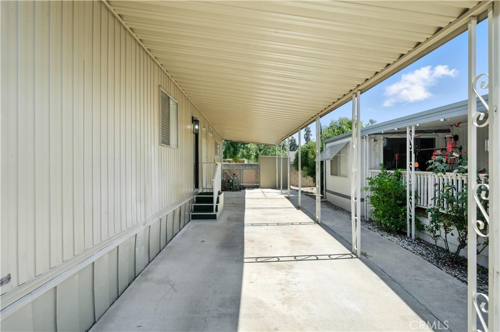 626 N Dearborn 12 Property Photo 7