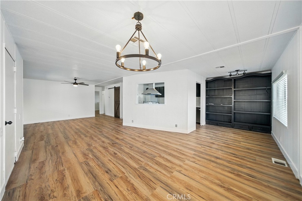 626 N Dearborn 12 Property Photo 13