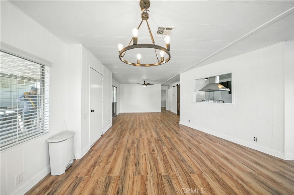 626 N Dearborn 12 Property Photo 14