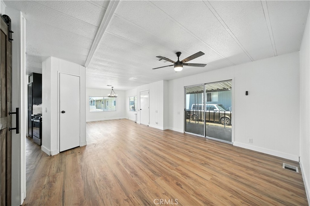 626 N Dearborn 12 Property Photo 20