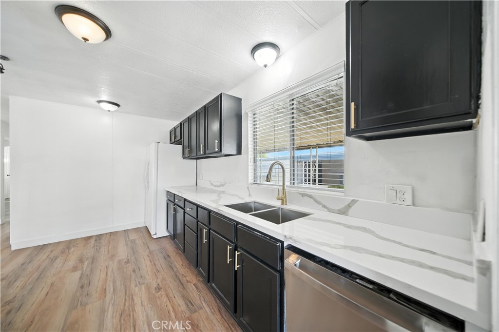 626 N Dearborn 12 Property Photo 24