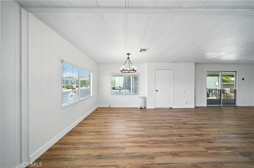 626 N Dearborn 12 Property Photo 26