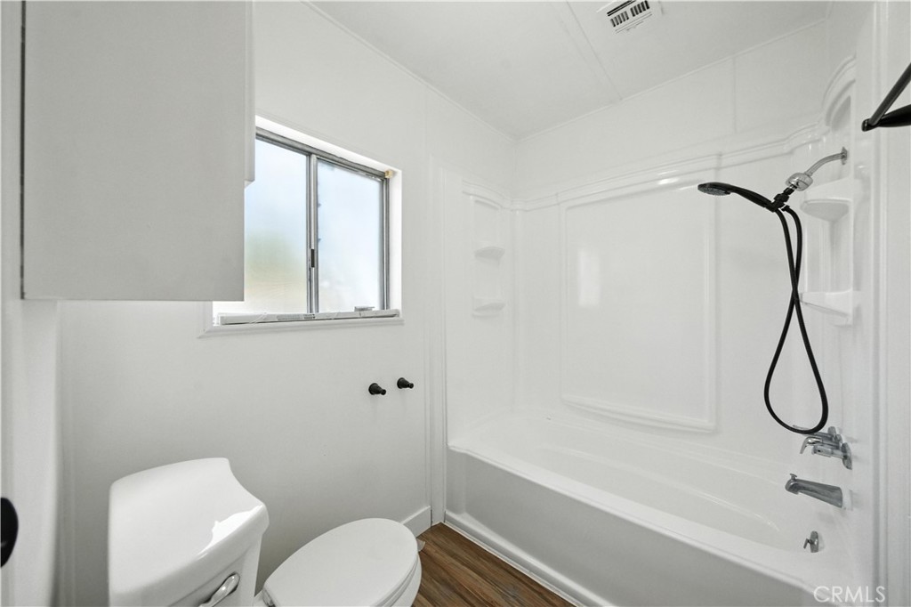 626 N Dearborn 12 Property Photo 32