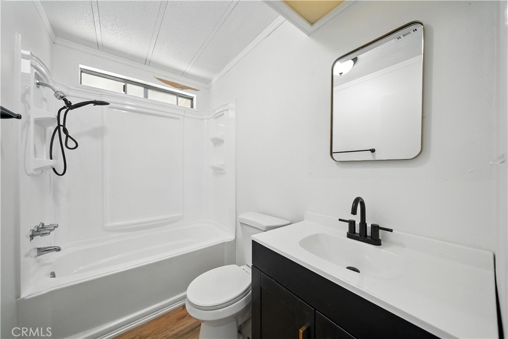 626 N Dearborn 12 Property Photo 33