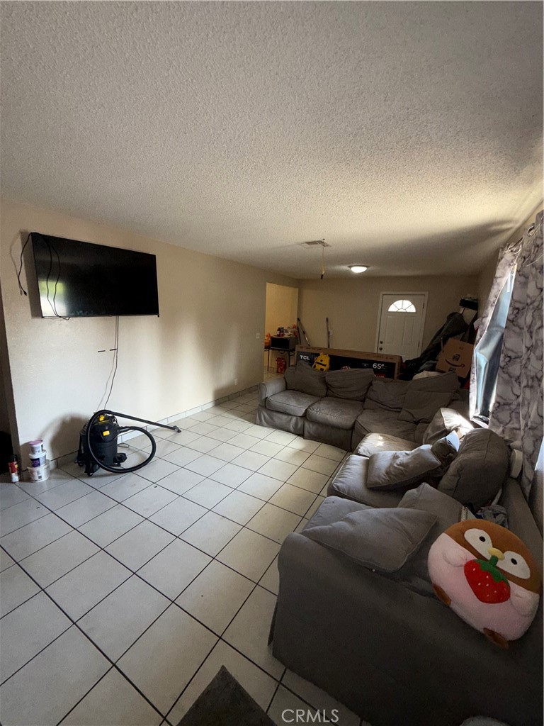 663 W 14th Street Property Photo 16