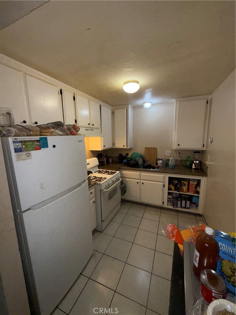 663 W 14th Street Property Photo 17