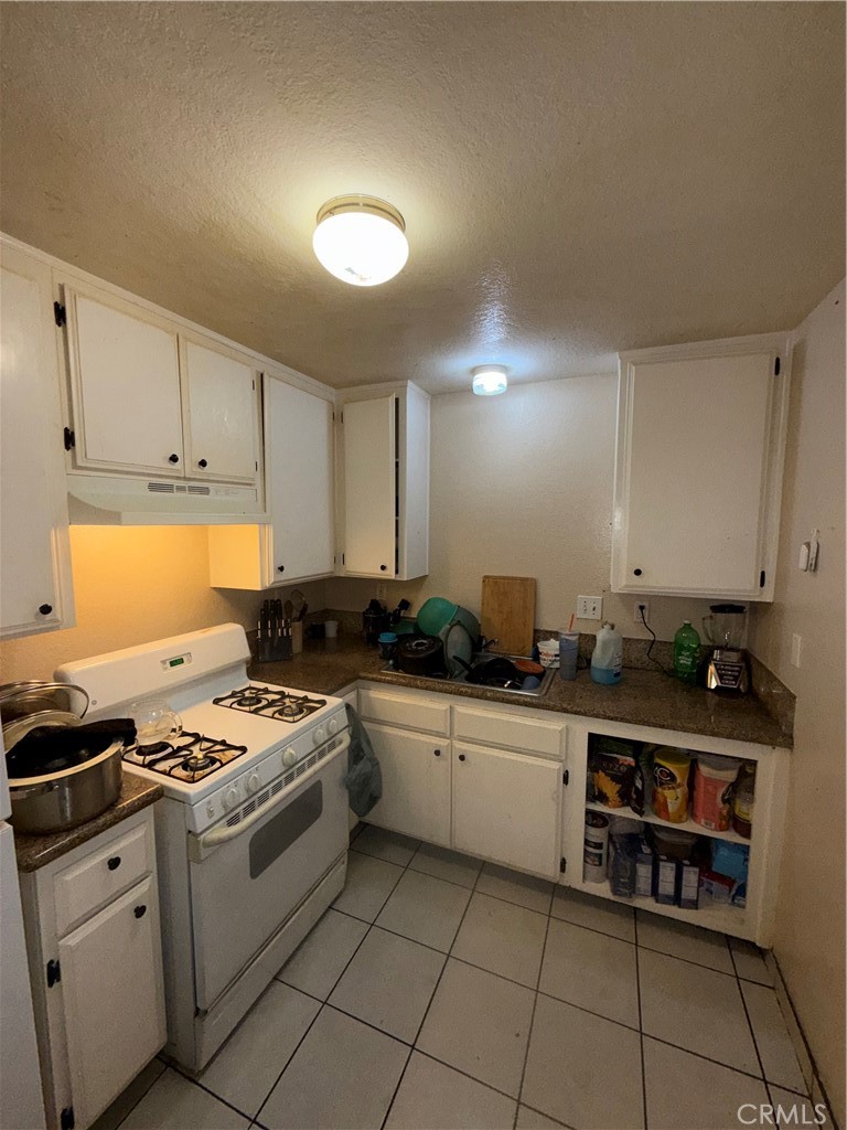 663 W 14th Street Property Photo 25