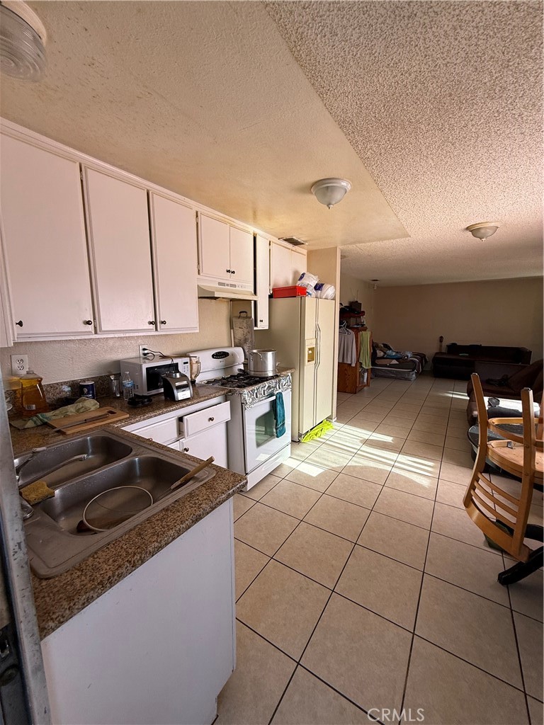 663 W 14th Street Property Photo 30