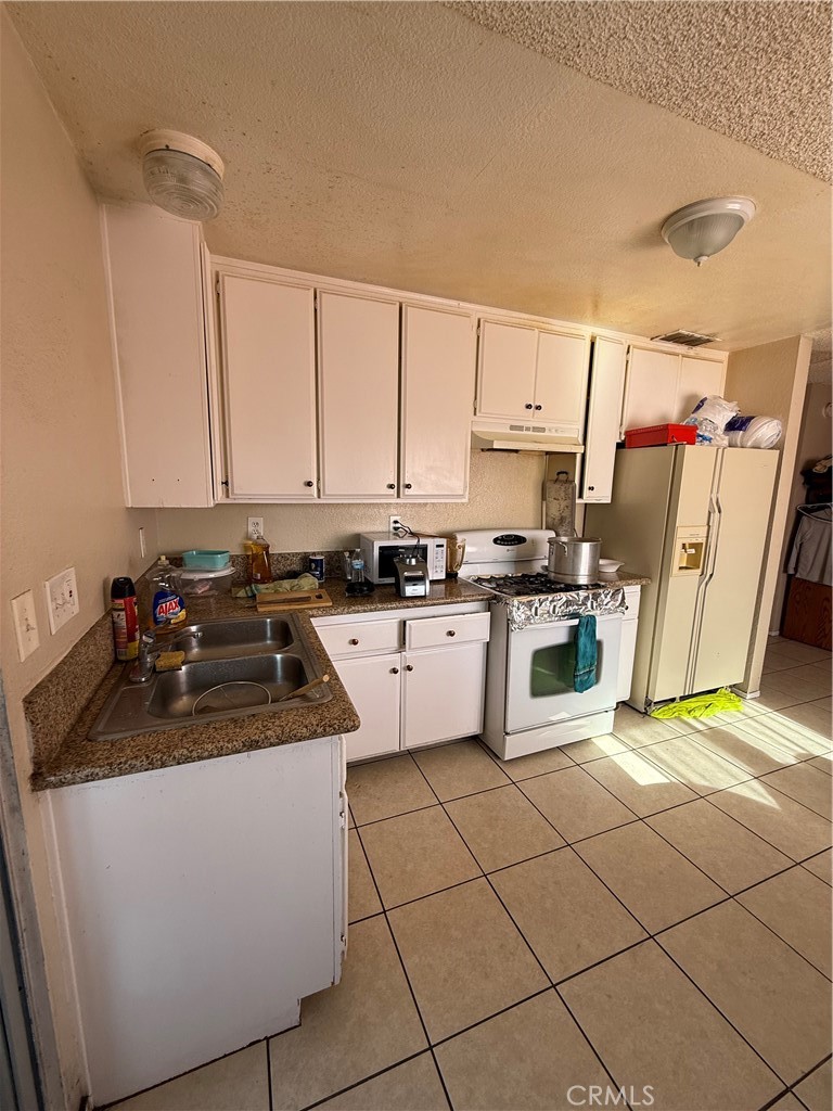 663 W 14th Street Property Photo 33
