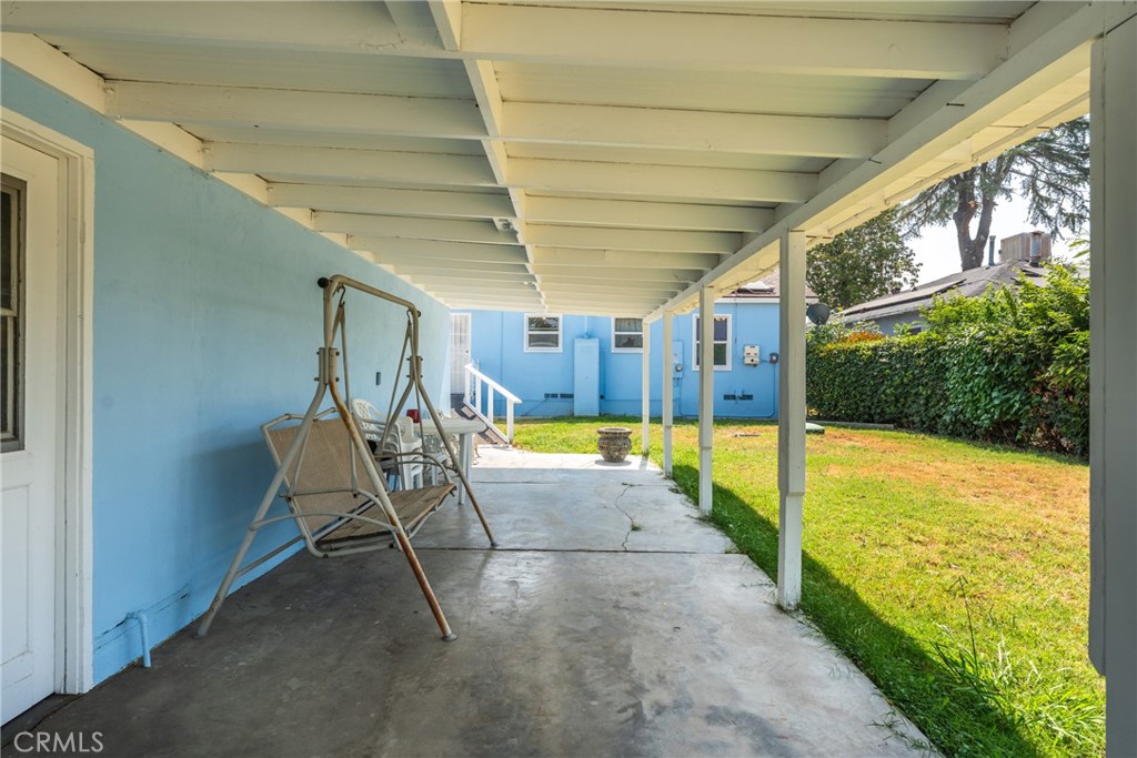 7086 Fairfax Drive Property Photo 17