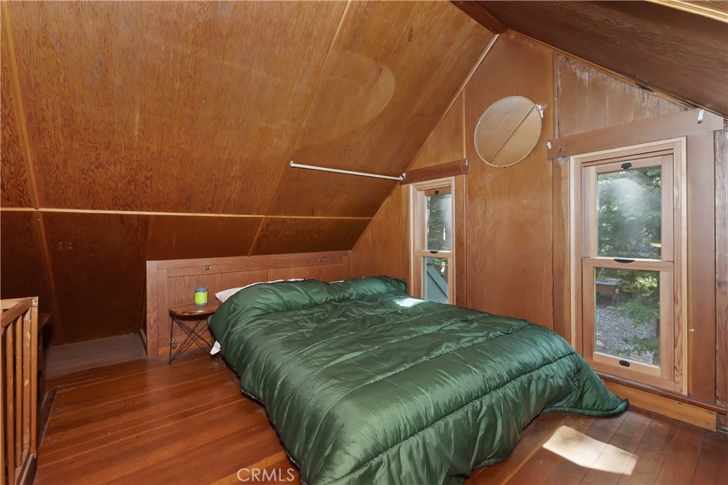 1040 Mile High Road Property Photo 23