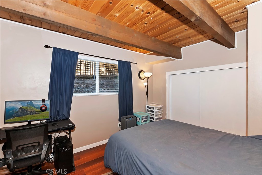 1930 Nob Hill Drive Property Photo 14