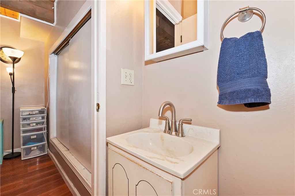 1930 Nob Hill Drive Property Photo 16