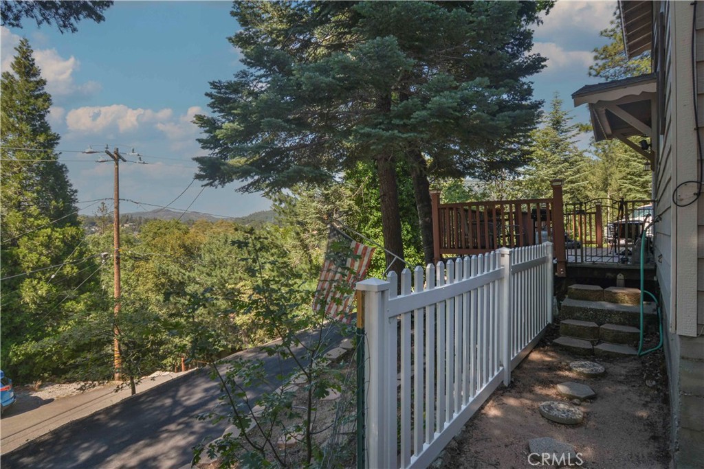 24507 Geneva Drive Property Photo 24