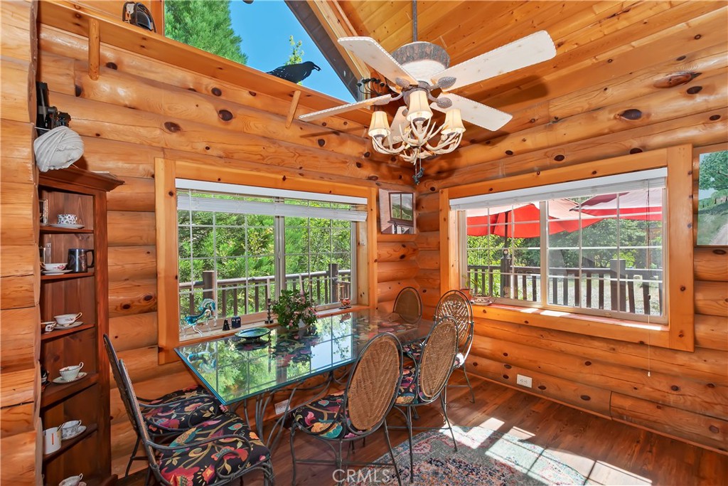 1415 Manzanita Way Property Photo 6
