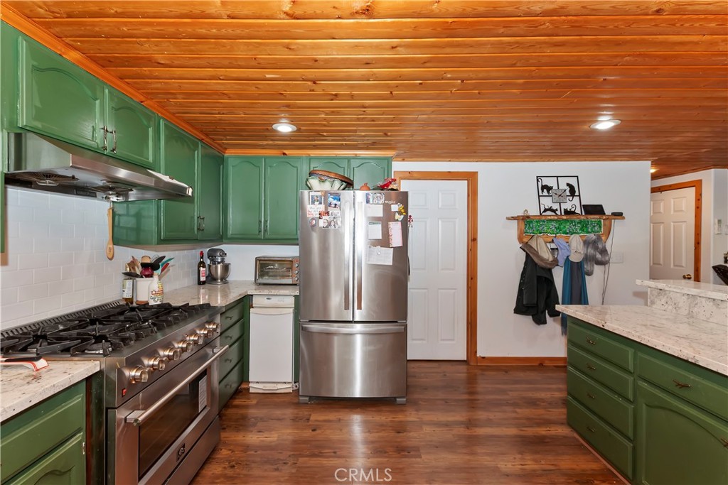 1415 Manzanita Way Property Photo 12
