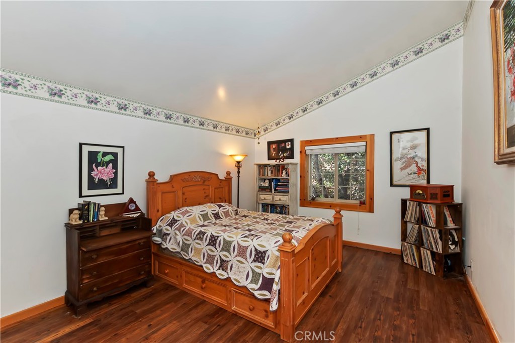 1415 Manzanita Way Property Photo 20