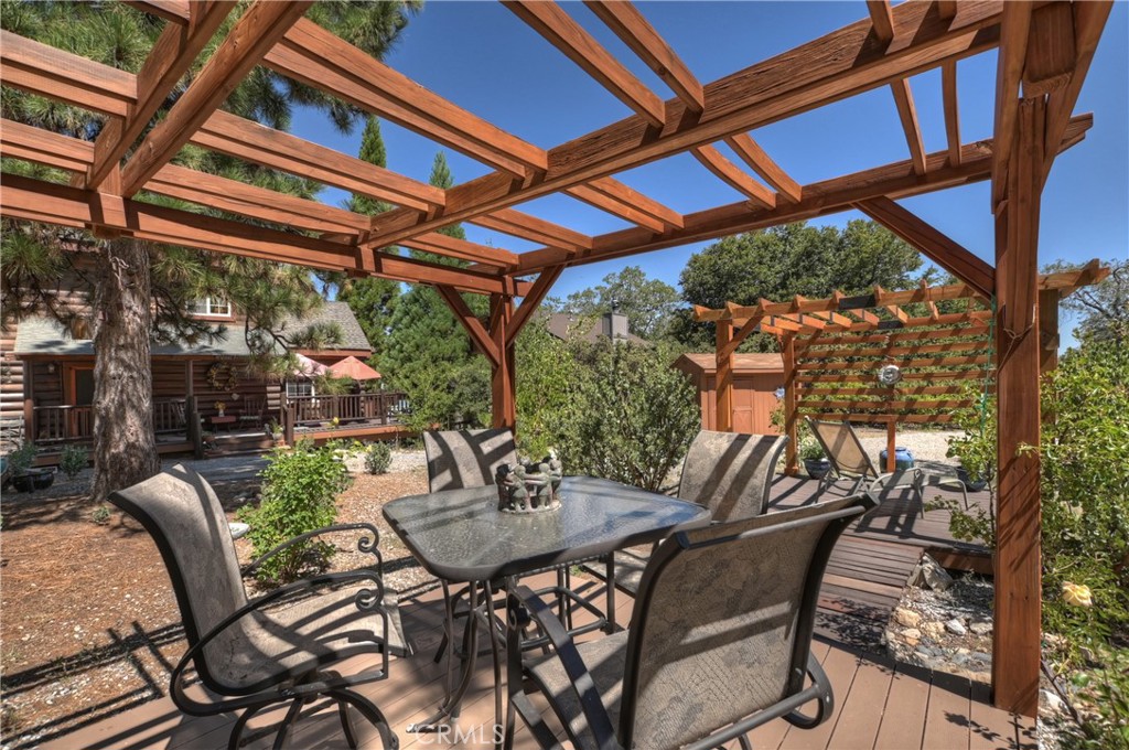 1415 Manzanita Way Property Photo 30