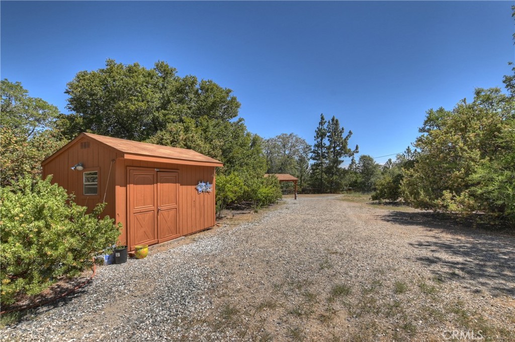 1415 Manzanita Way Property Photo 35