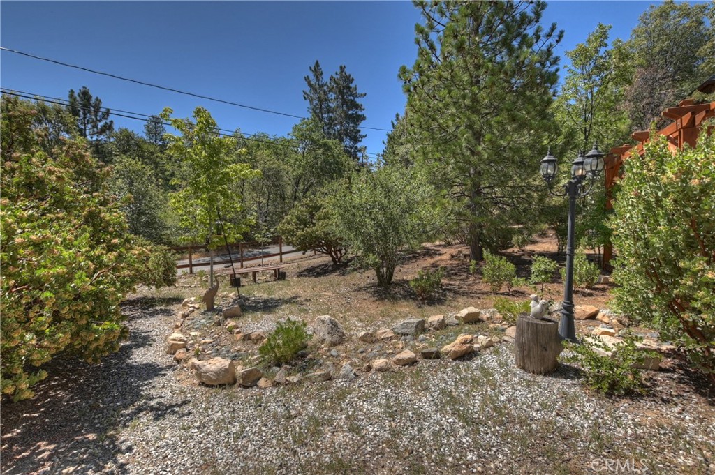 1415 Manzanita Way Property Photo 36