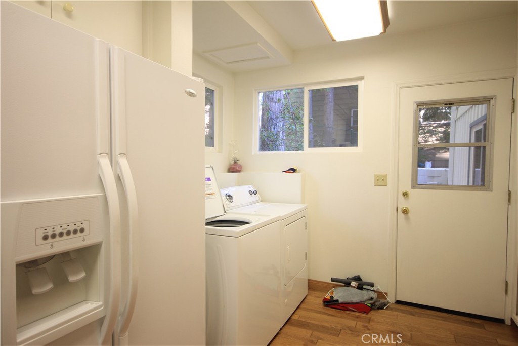 211 Heliotrope Drive Property Photo 9