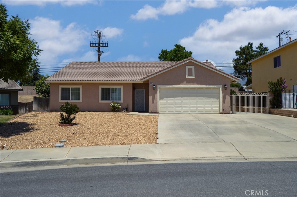 856 Liam Way Property Photo 1